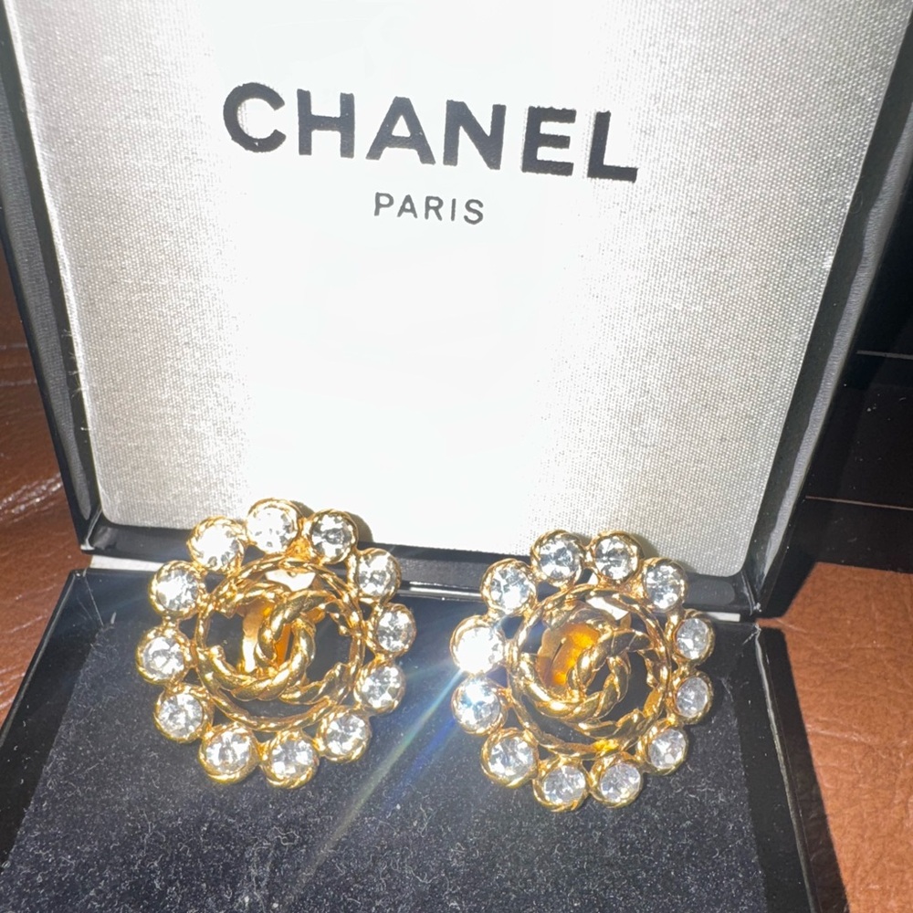 Chanel Vintage 93A Large Crystal Bordered CC Logo Stud Earrings - Picture 3 of 4